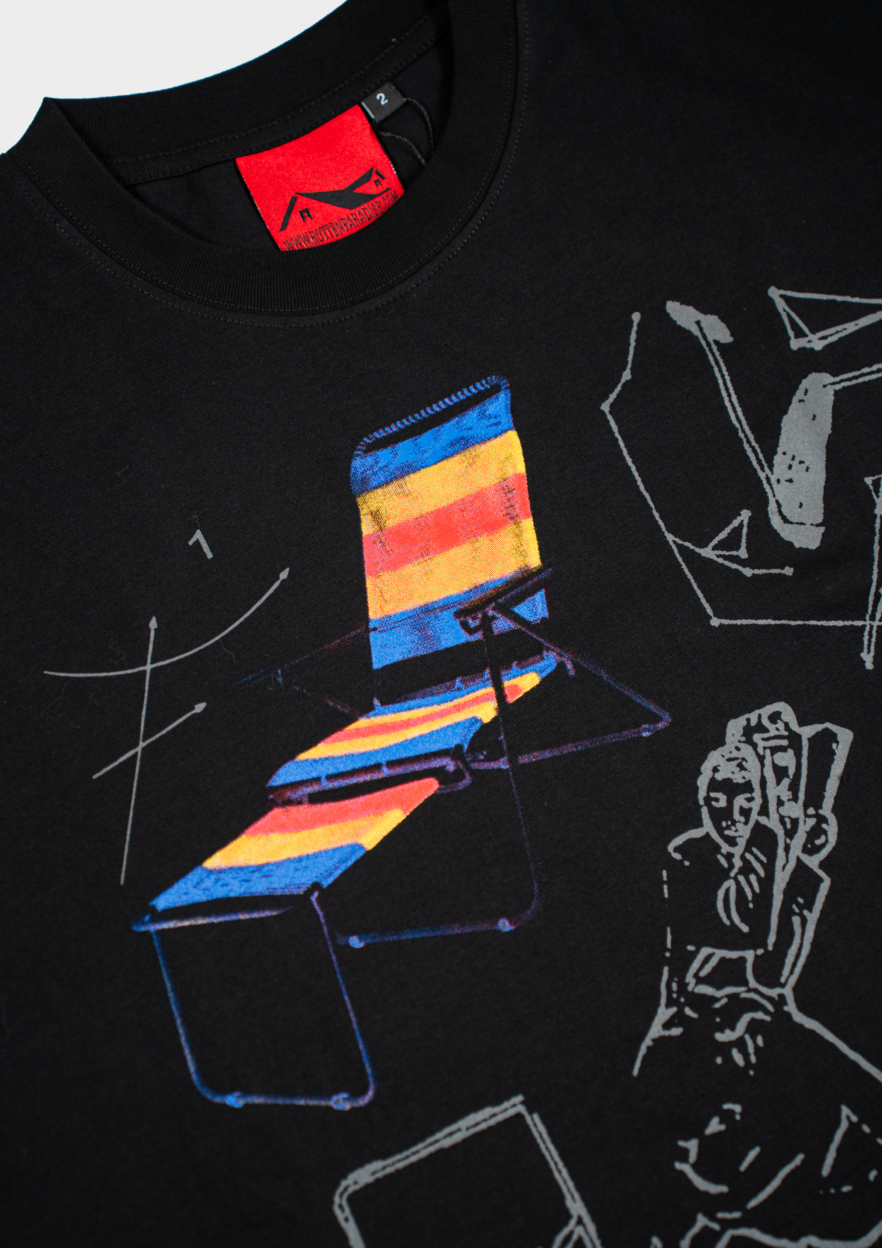 Lazy Chair Tee Black