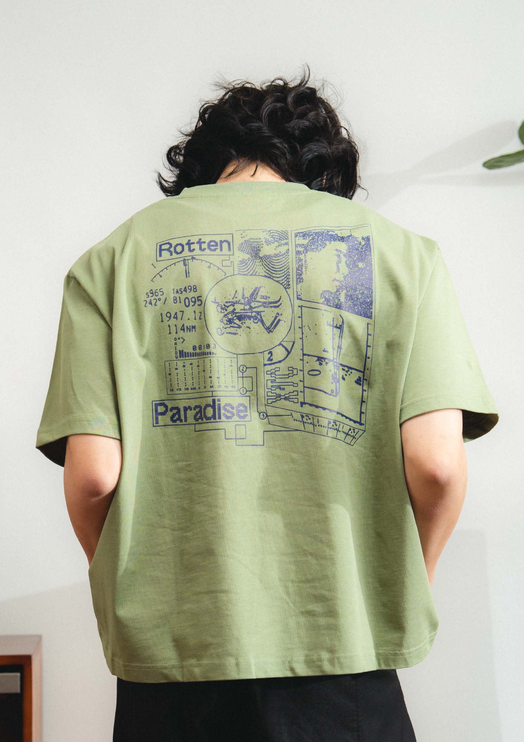 Frequency Cropped Tee Green