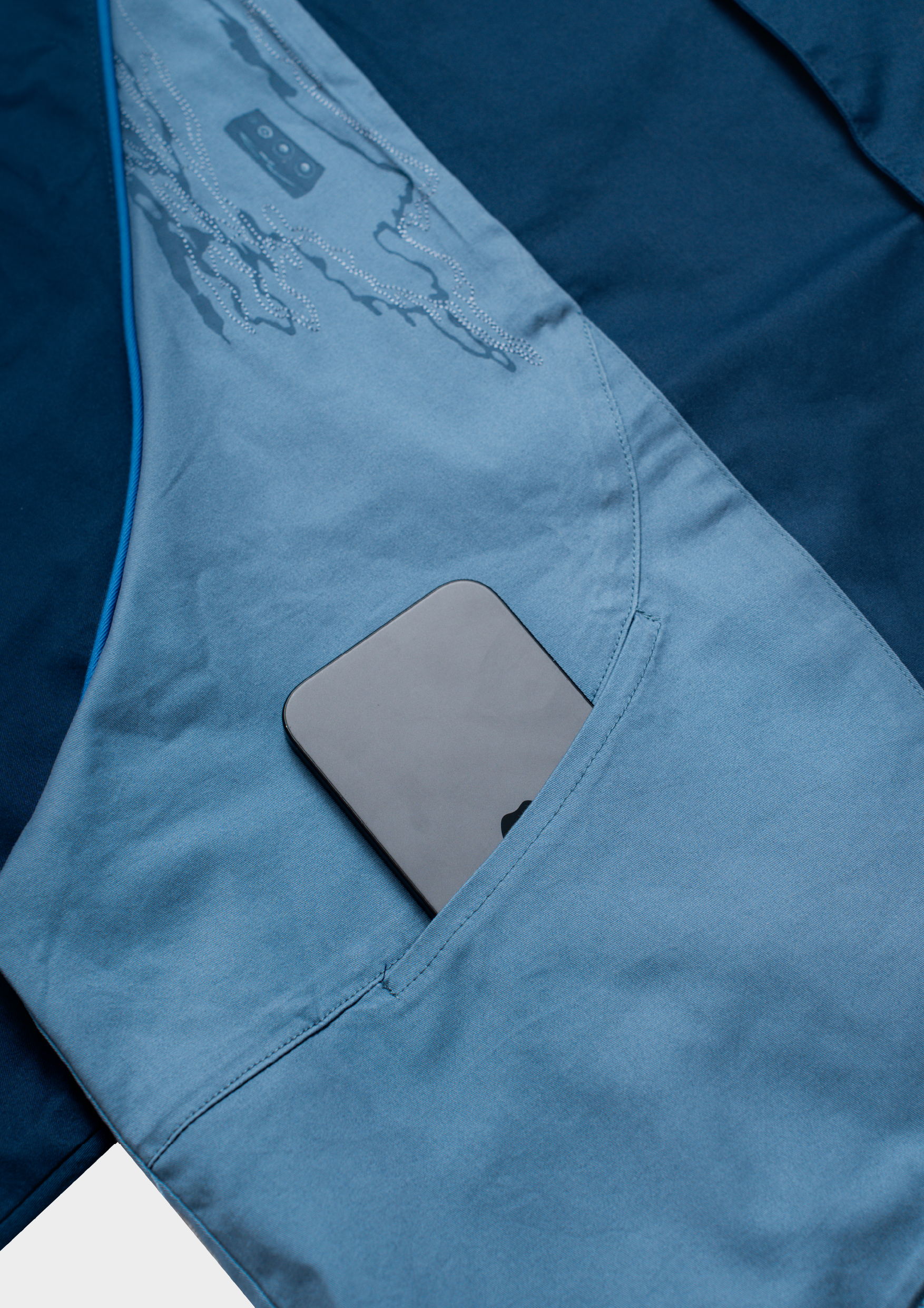 Speaker L/S Shirt Blue