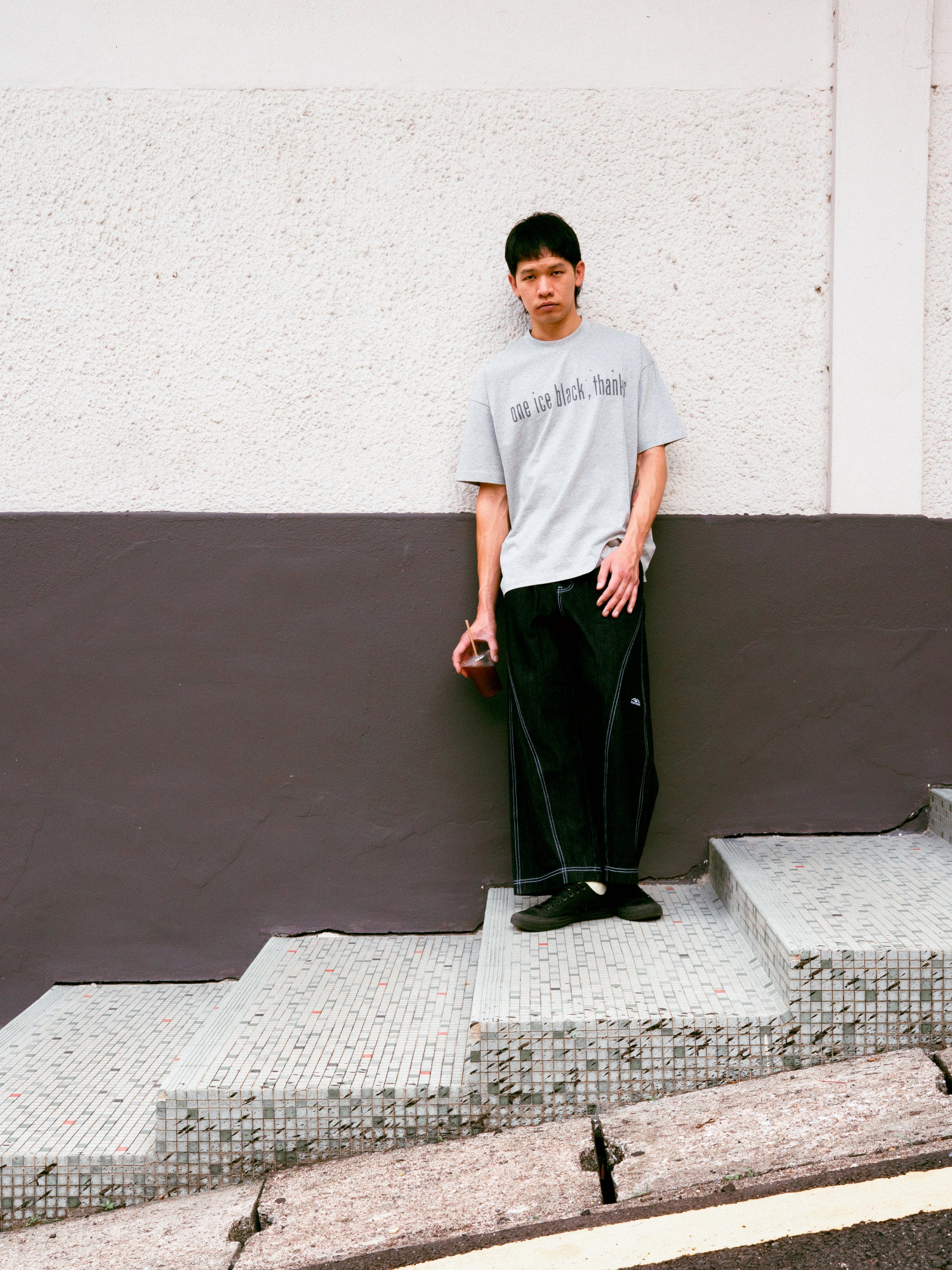 Ice Black Tee Grey